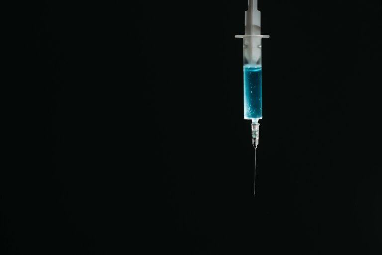 Czy w przyszłości będzie „szczepionka na nałóg”? Stan prac nad immunoterapią.